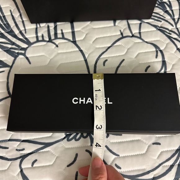 Chanel bracelet box - Picture 3 of 6